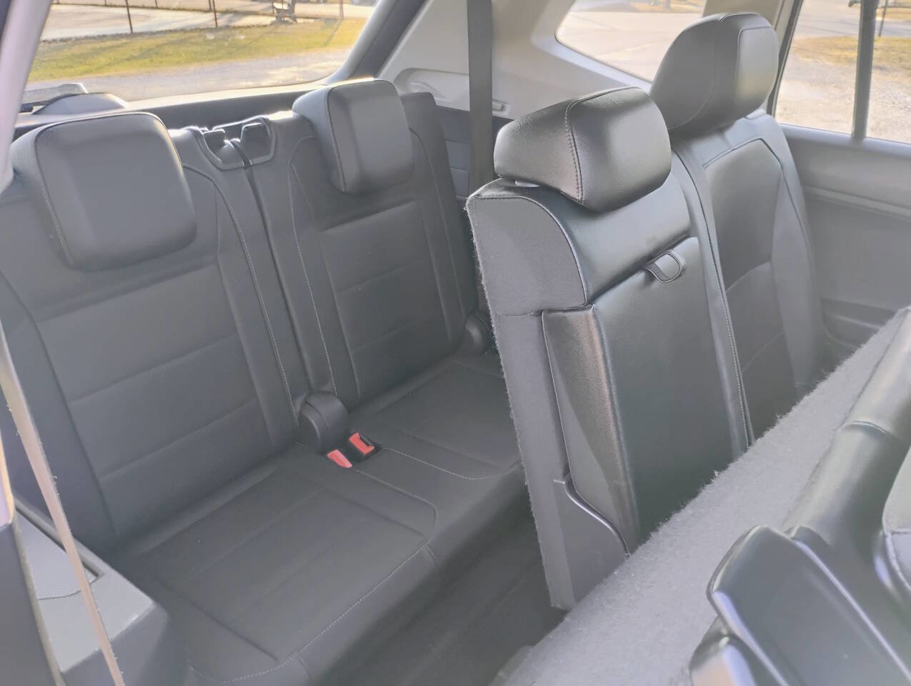 Used 2019 Volkswagen Tiguan SEL FWD image 23