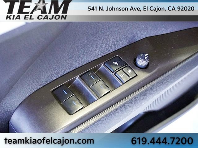 Used 2023 Toyota Camry SE image 22