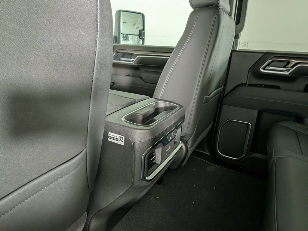 New 2026 Chevrolet Silverado 2500 LTZ w/ LTZ Plus Package AWD/4WD image 31