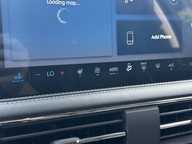 Certified 2024 Lincoln Corsair AWD w/ Equipment Group 101A image 23