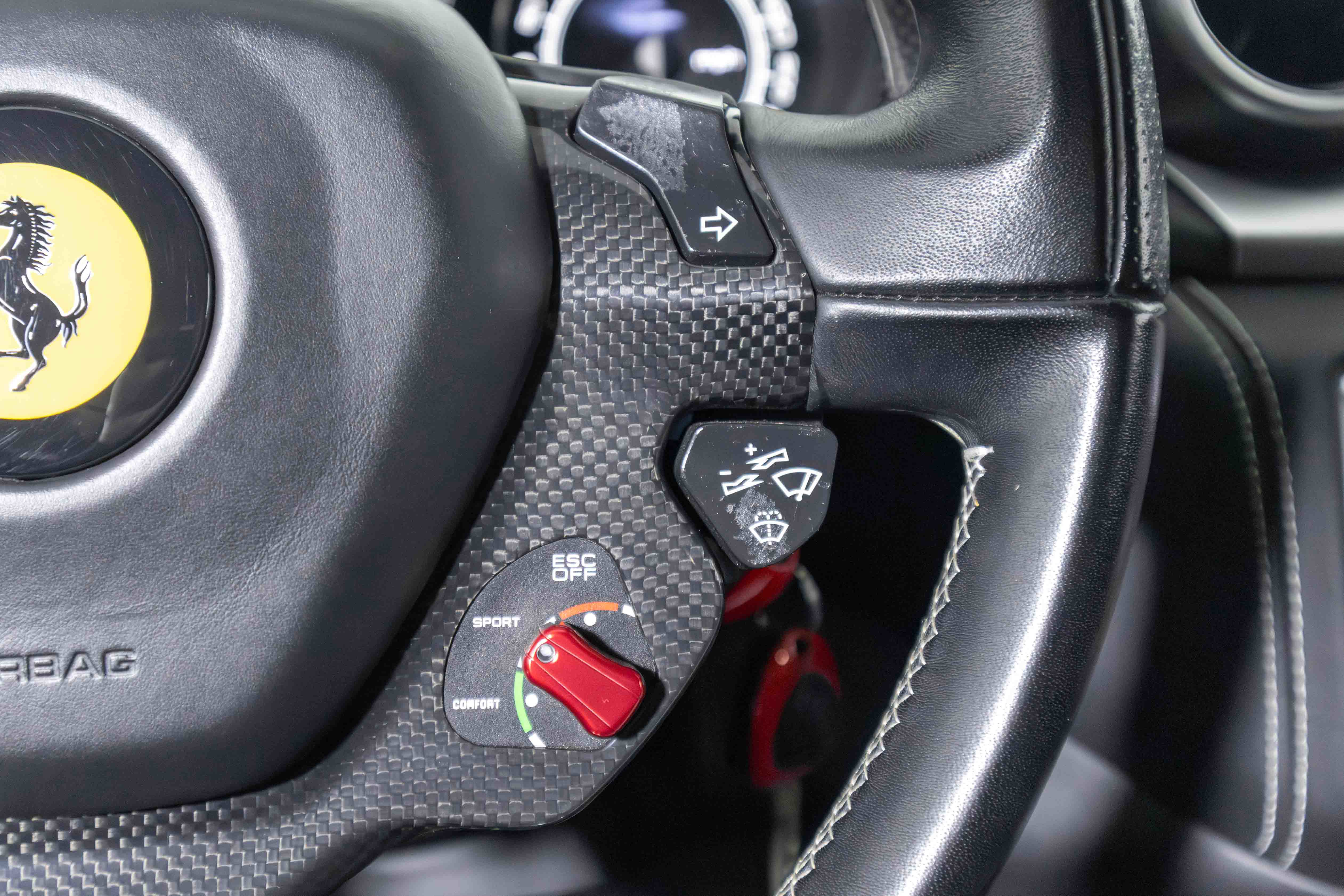 Certified 2016 Ferrari California T image 29