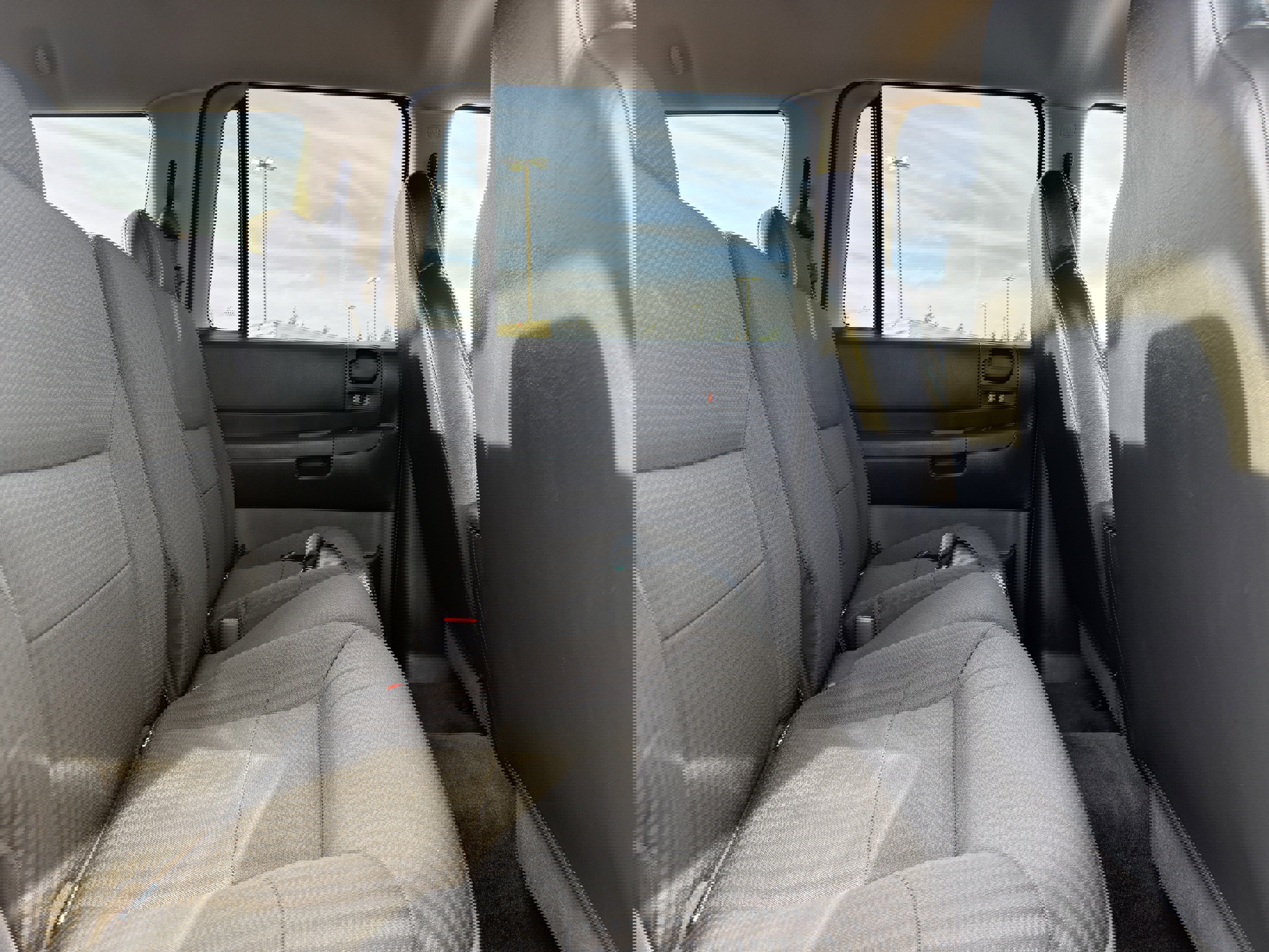 Used 2003 Dodge Durango Sport image 25