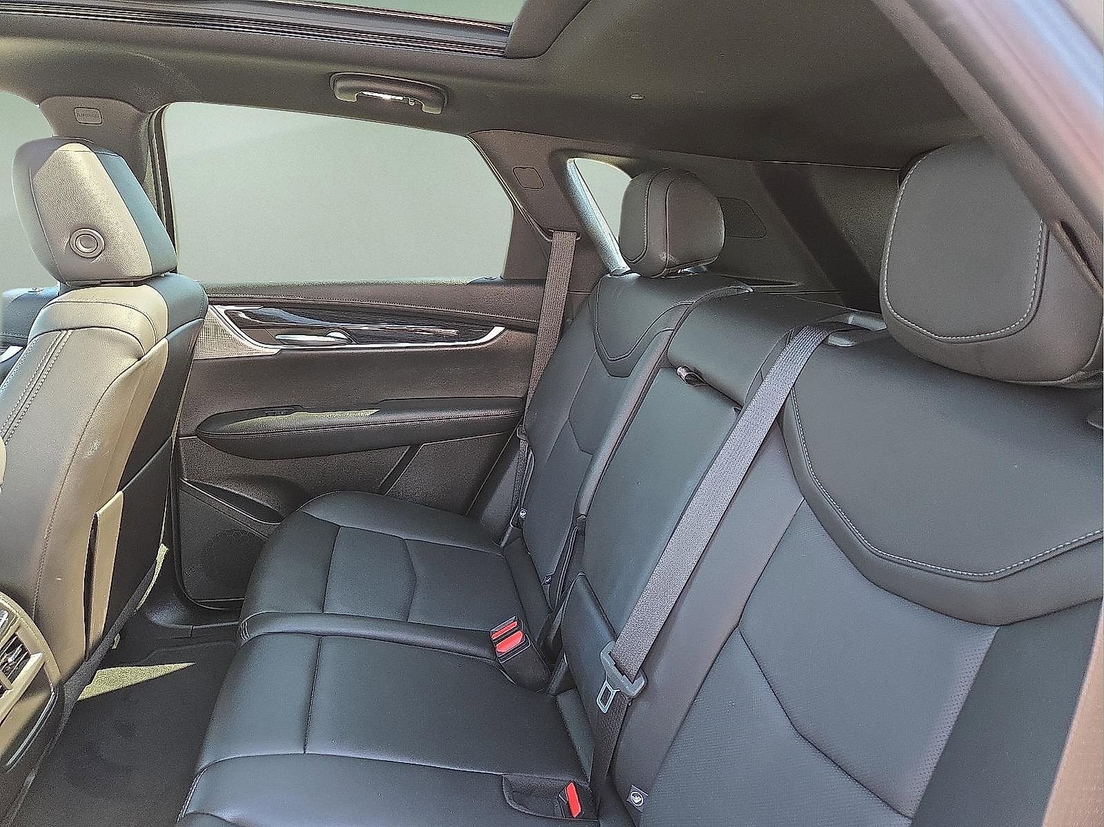Certified 2023 Cadillac XT5 Premium Luxury image 10
