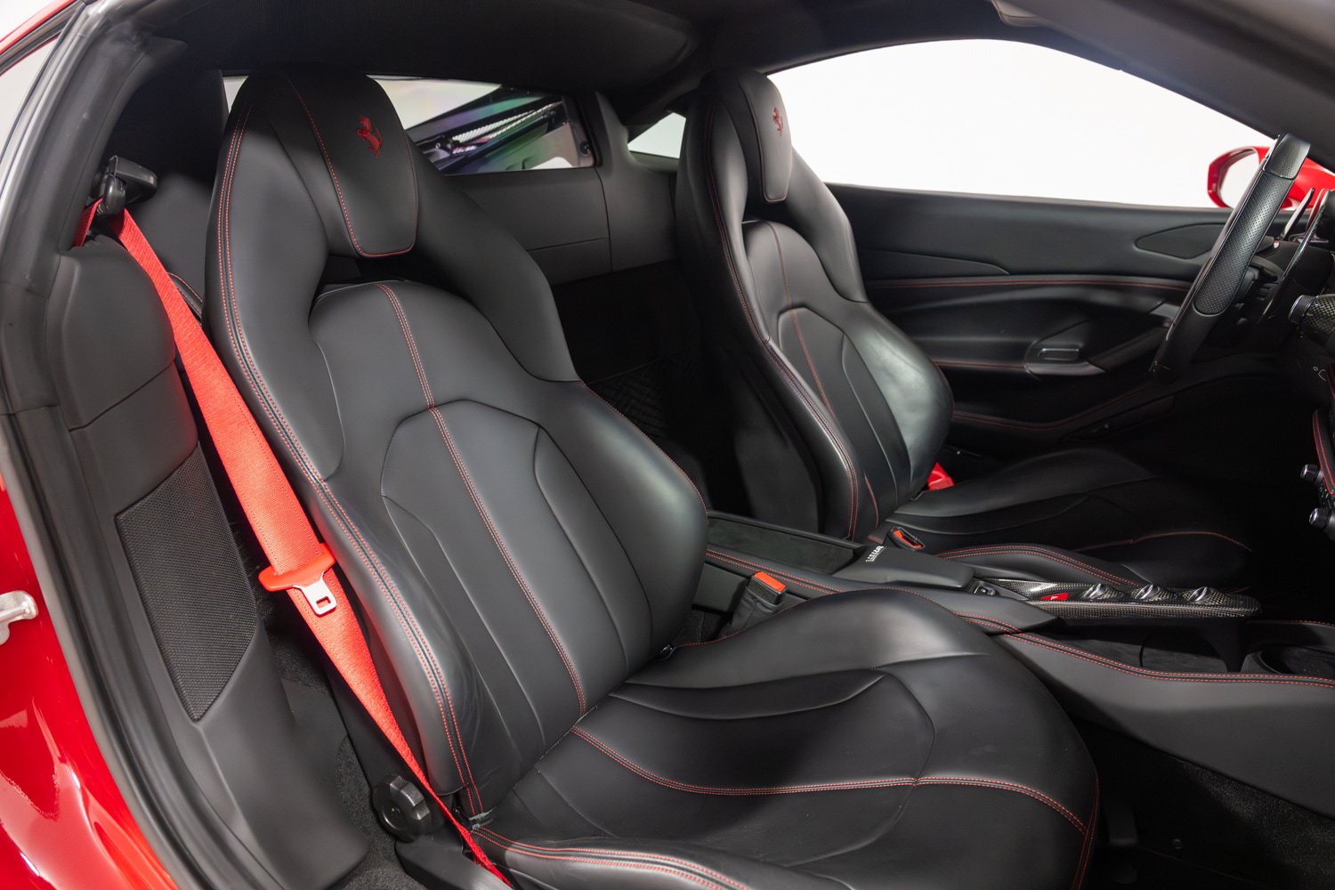 Certified 2021 Ferrari F8 Tributo RWD image 20