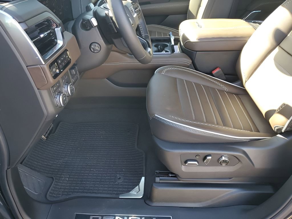 Used 2025 GMC Yukon XL Denali Ultimate image 33