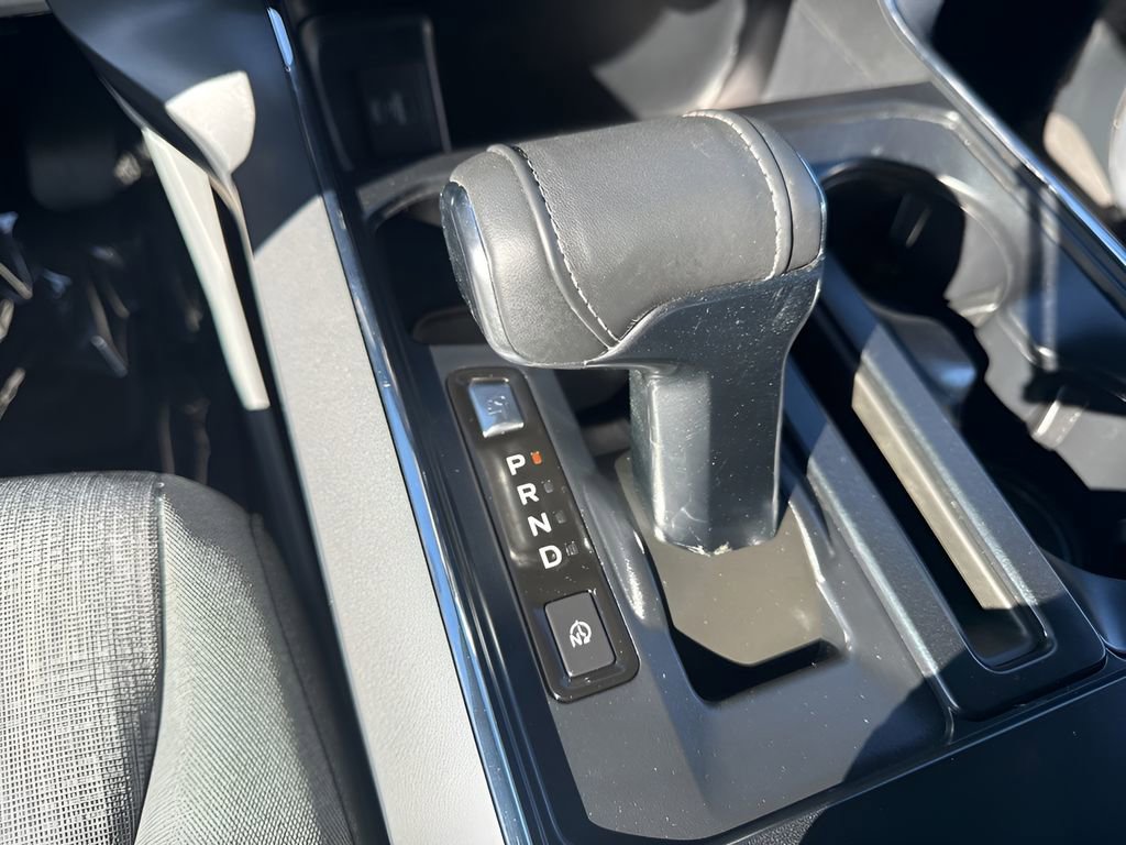 Used 2023 Ford F150 Lightning XLT image 16