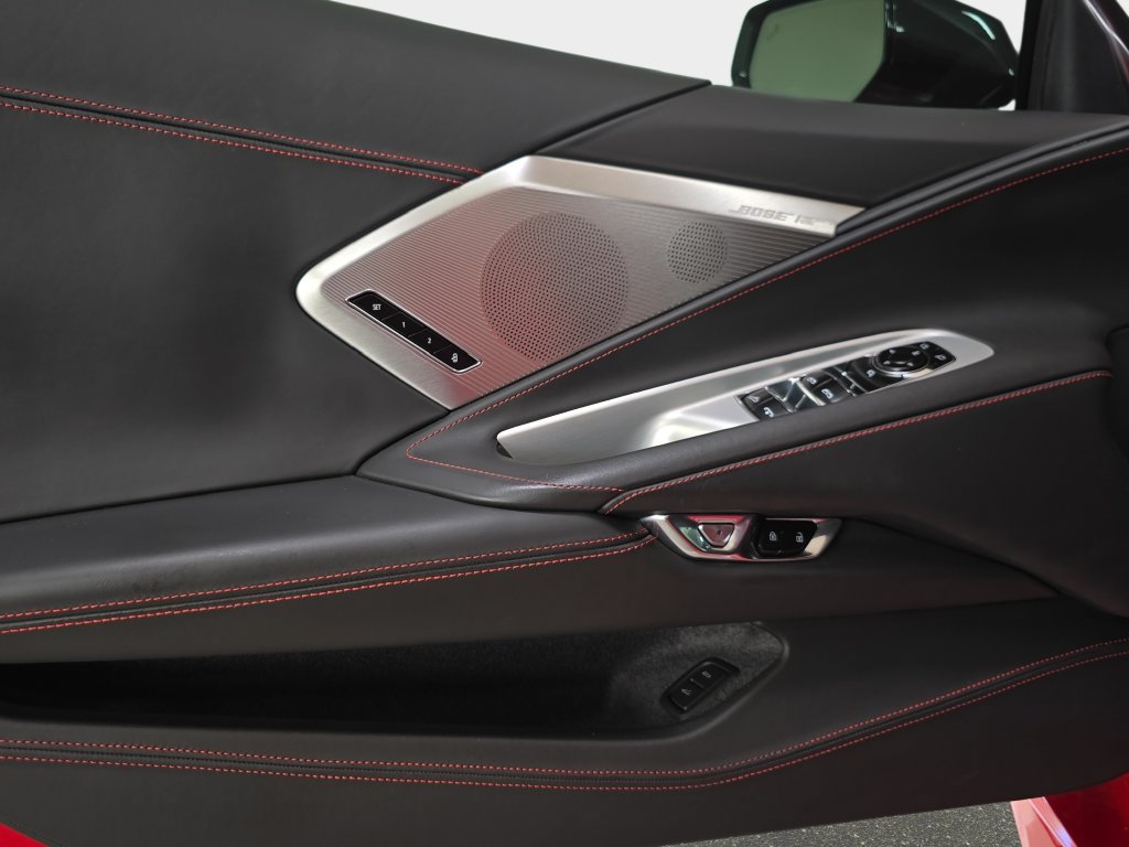 Used 2021 Chevrolet Corvette Stingray Premium Conv w/ Z51 Performance Package RWD image 25