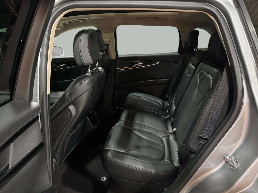 Certified 2023 Lincoln Nautilus Reserve w/ Cargo Utility Package AWD/4WD image 25
