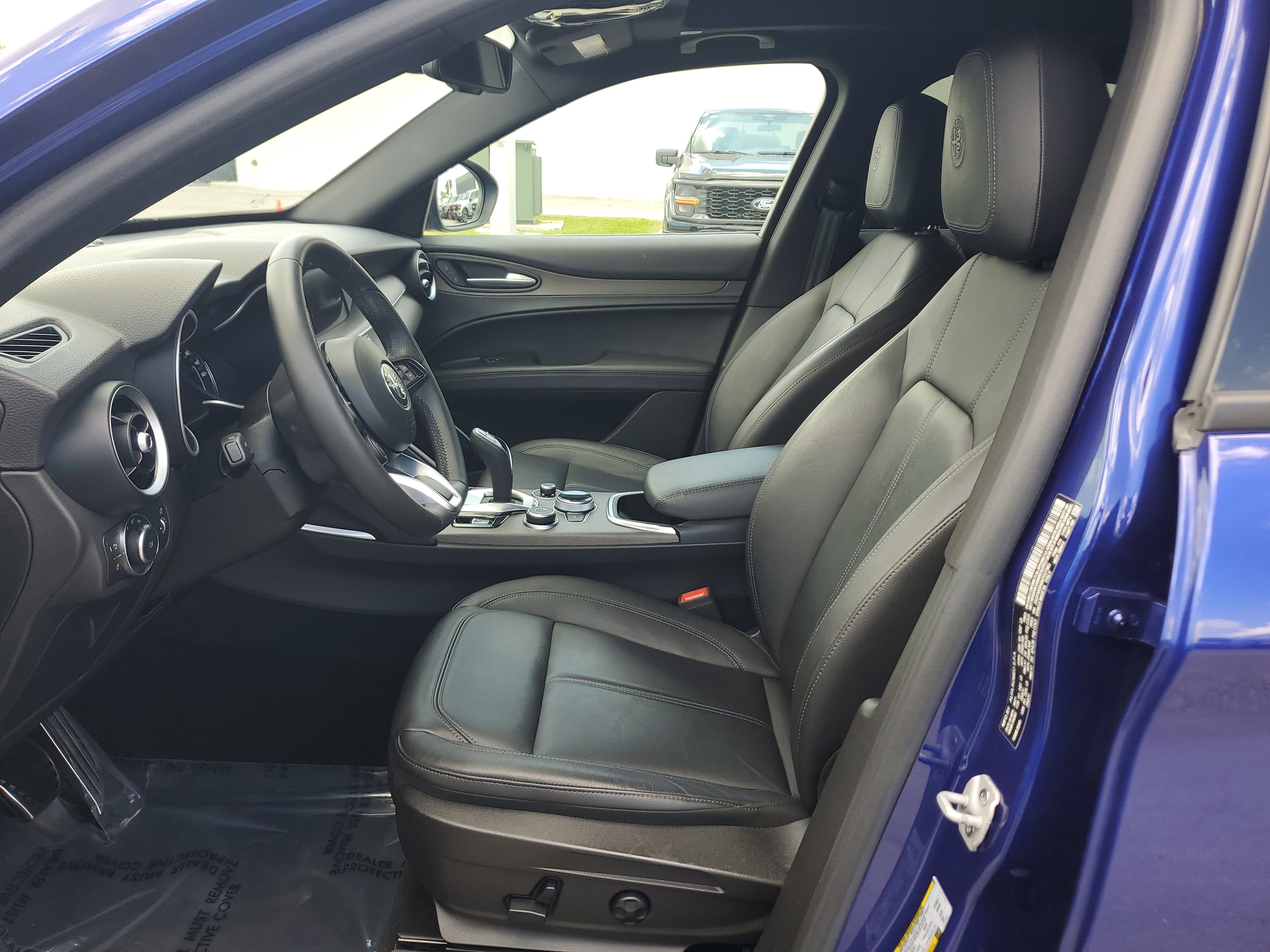 Used 2022 Alfa Romeo Stelvio Ti image 12