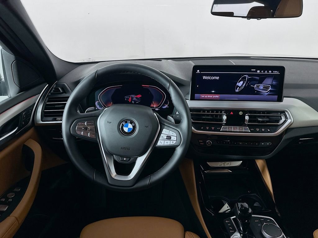 Used 2025 BMW X4 xDrive30i w/ Premium Package image 28