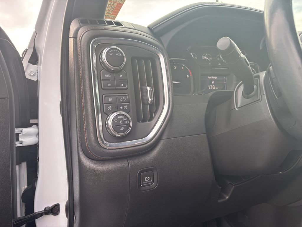 Used 2022 GMC Sierra 3500 AT4 w/ AT4 Preferred Package image 22
