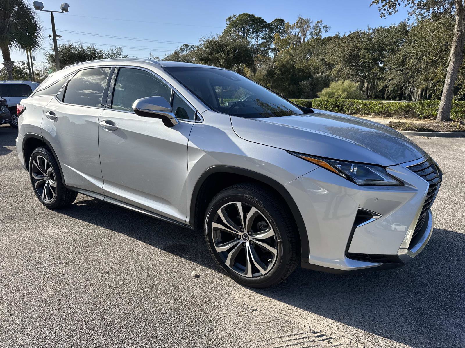 Used 2019 Lexus RX 350 AWD image 2