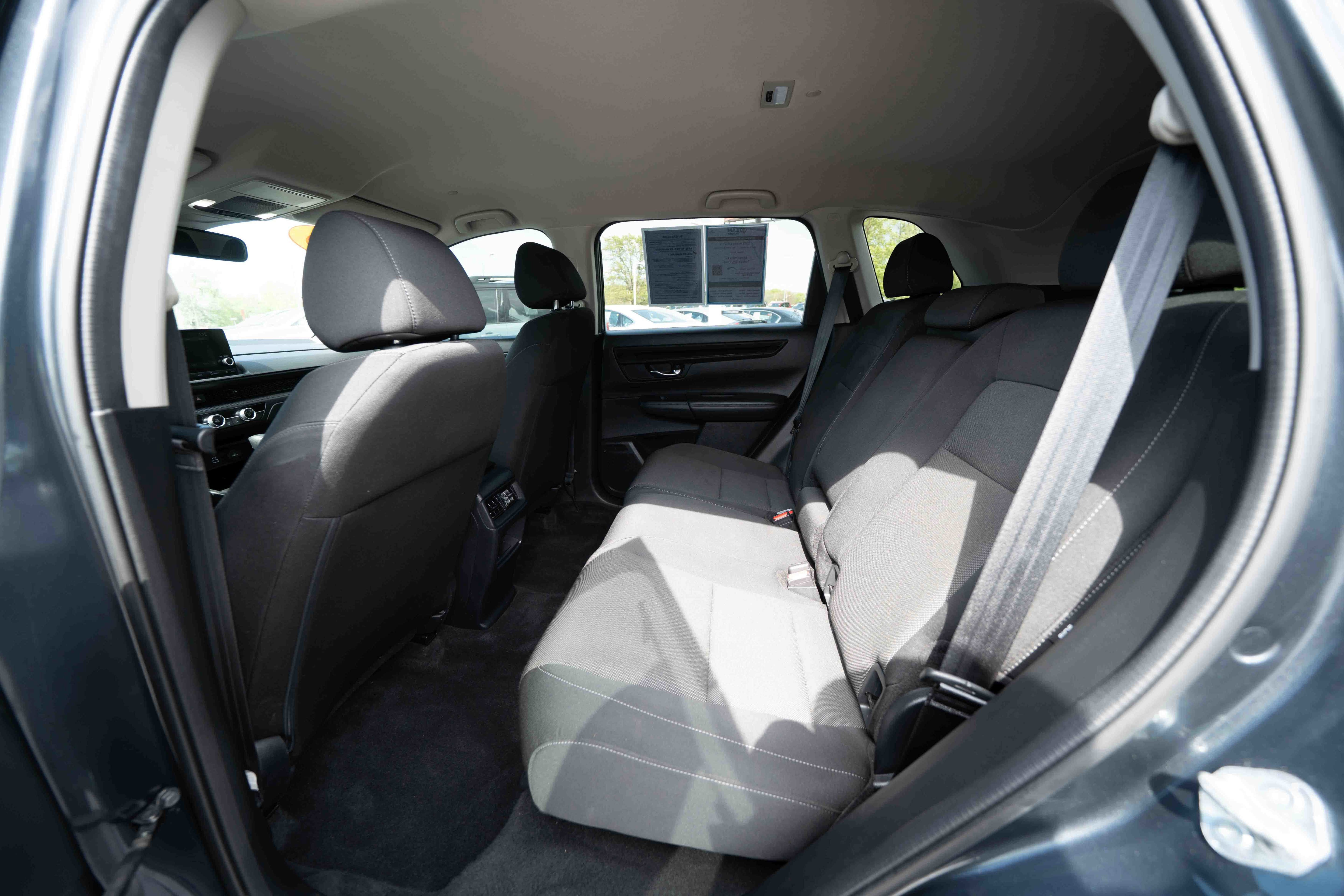 Used 2023 Honda CR-V LX image 23