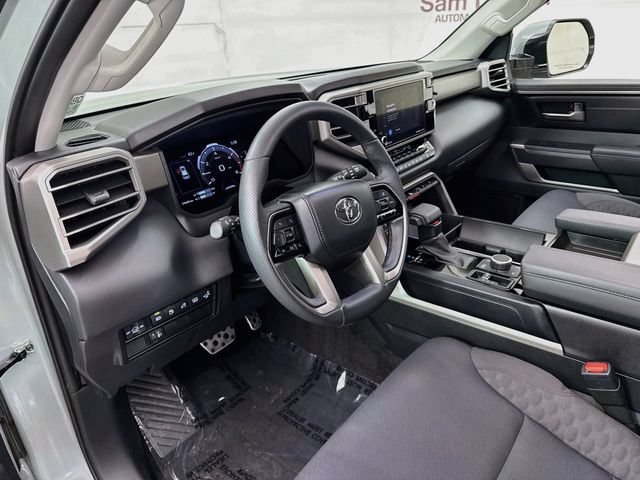 Used 2024 Toyota Sequoia SR5 w/ TRD Off-Road Package AWD/4WD image 9