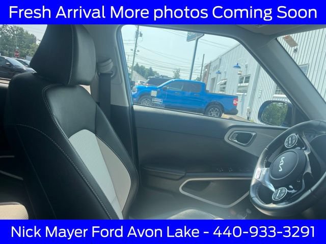 Used 2023 Kia Soul GT-Line FWD image 11