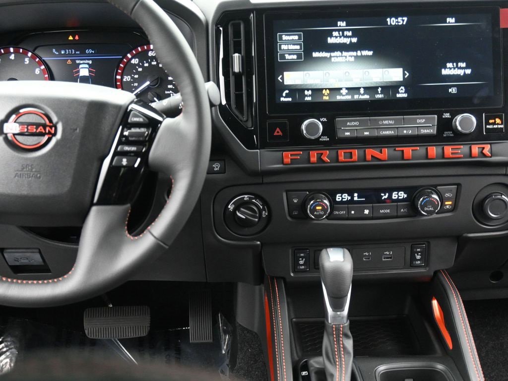 New 2026 Nissan Frontier PRO-4X w/ Pro-4x Convenience Package image 14