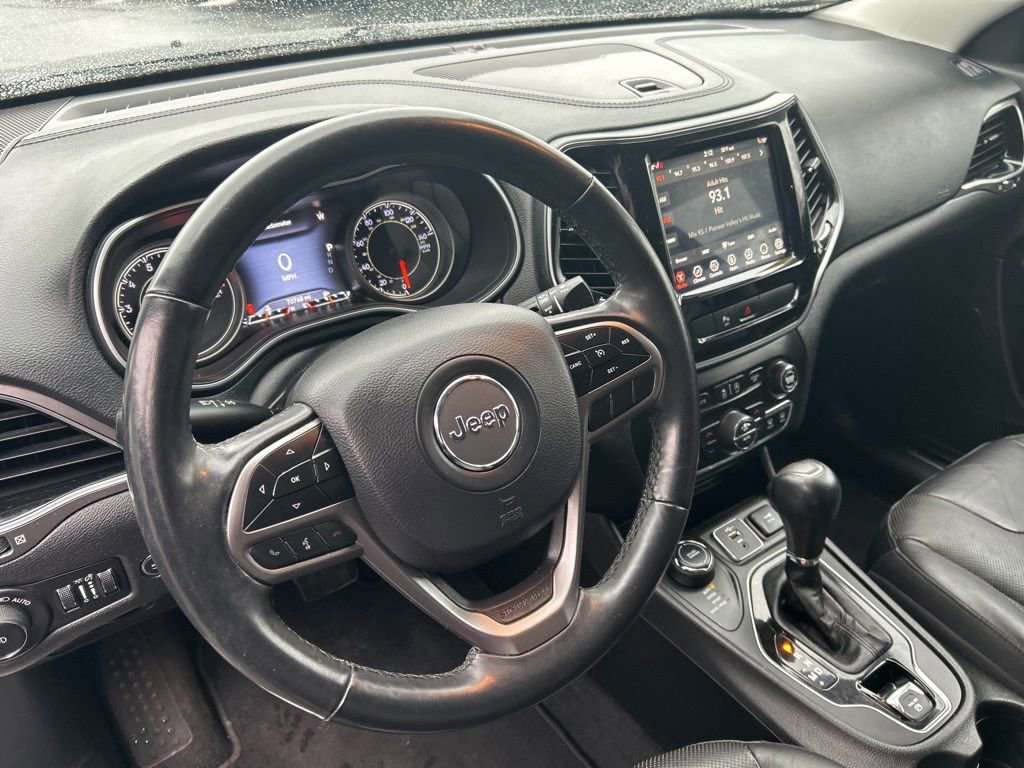 Used 2019 Jeep Cherokee Limited image 43