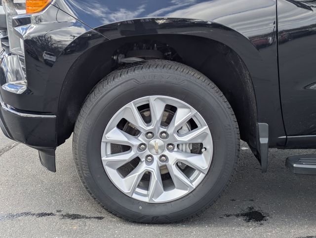 Used 2023 Chevrolet Silverado 1500 Custom w/ LPO, Dark Essentials Package image 10