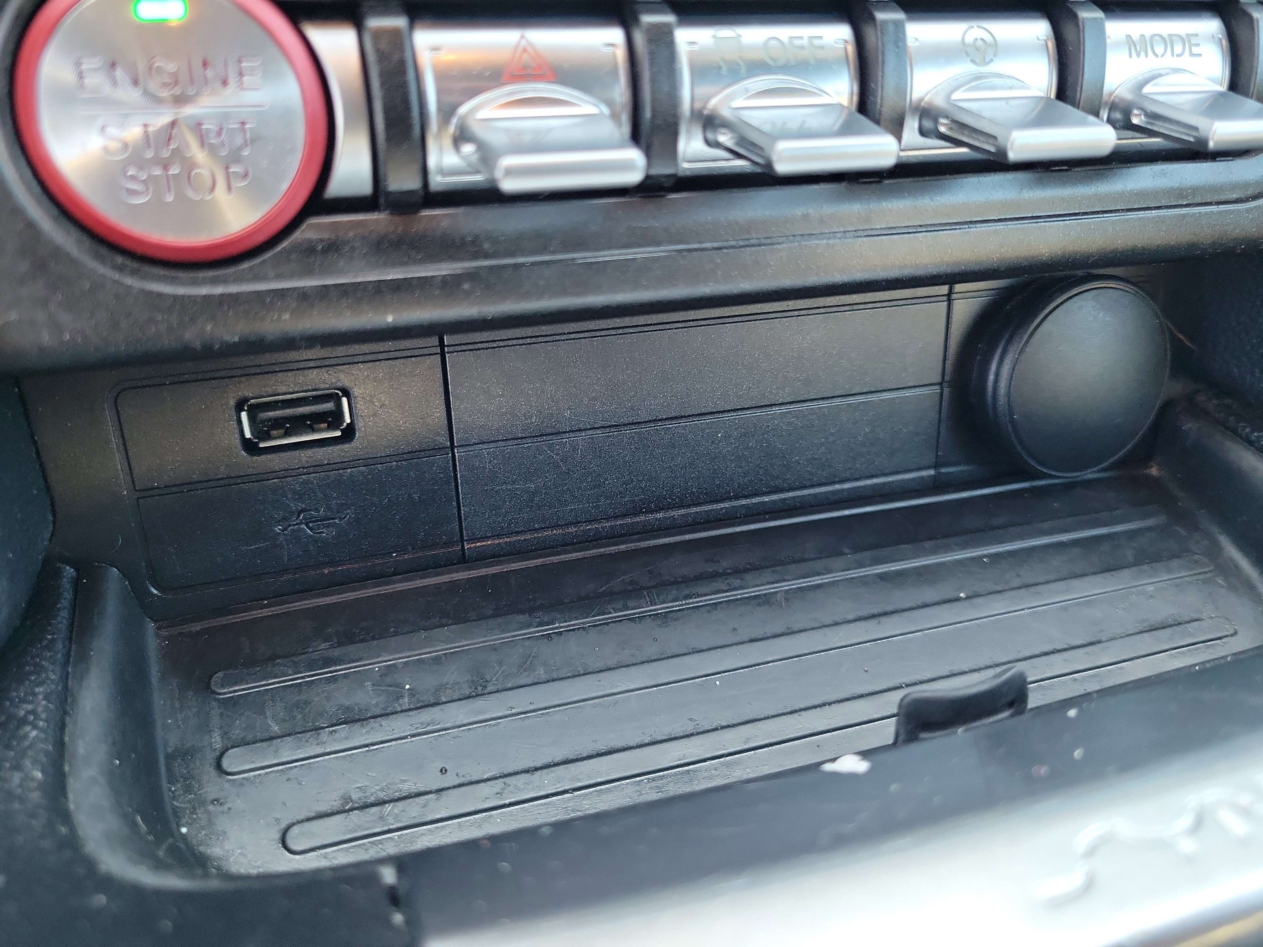 Used 2020 Ford Mustang Premium image 27