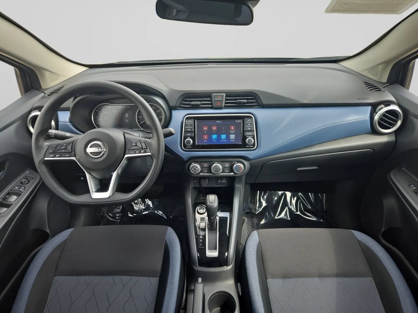 Used 2025 Nissan Versa SV FWD image 15