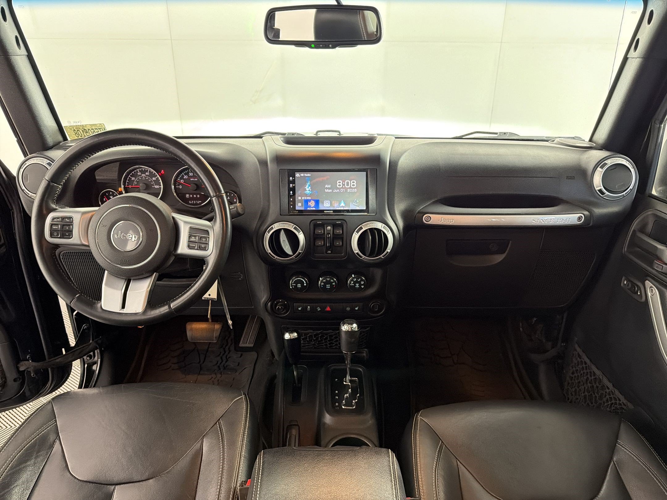 Used 2017 Jeep Wrangler Unlimited Rubicon AWD/4WD image 16