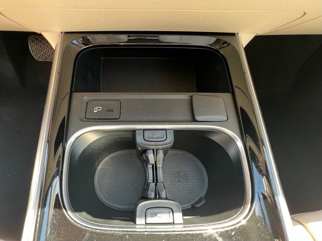 Certified 2023 Mercedes-Benz GLA 250 4MATIC image 37