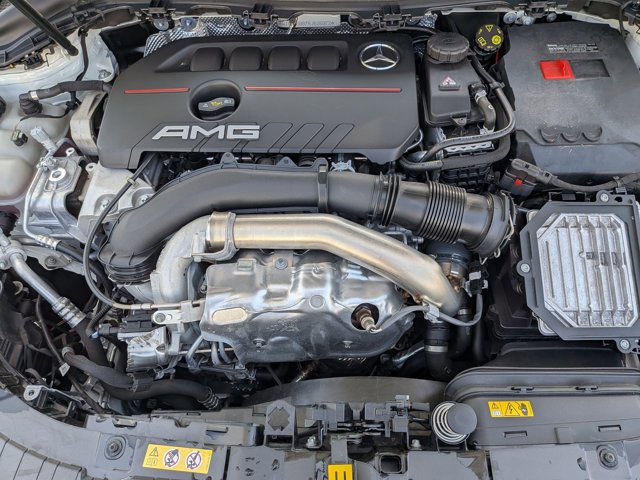 Used 2024 Mercedes-Benz GLA 35 AMG 4MATIC image 23