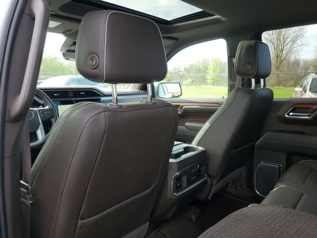 Used 2022 GMC Sierra 1500 Denali w/ Denali Reserve Package AWD/4WD image 31