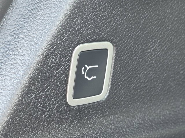 New 2026 Chrysler Pacifica Select image 18