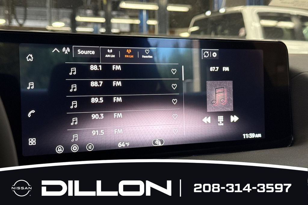 New 2026 Nissan Sentra SR w/ Floor Mat Package FWD image 18