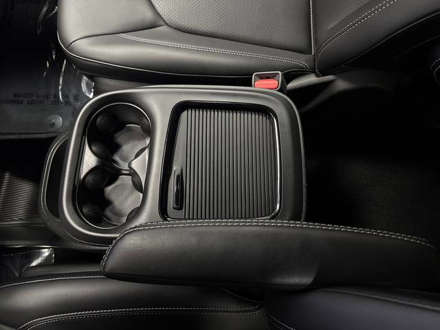 Used 2024 Chrysler Pacifica Select image 20