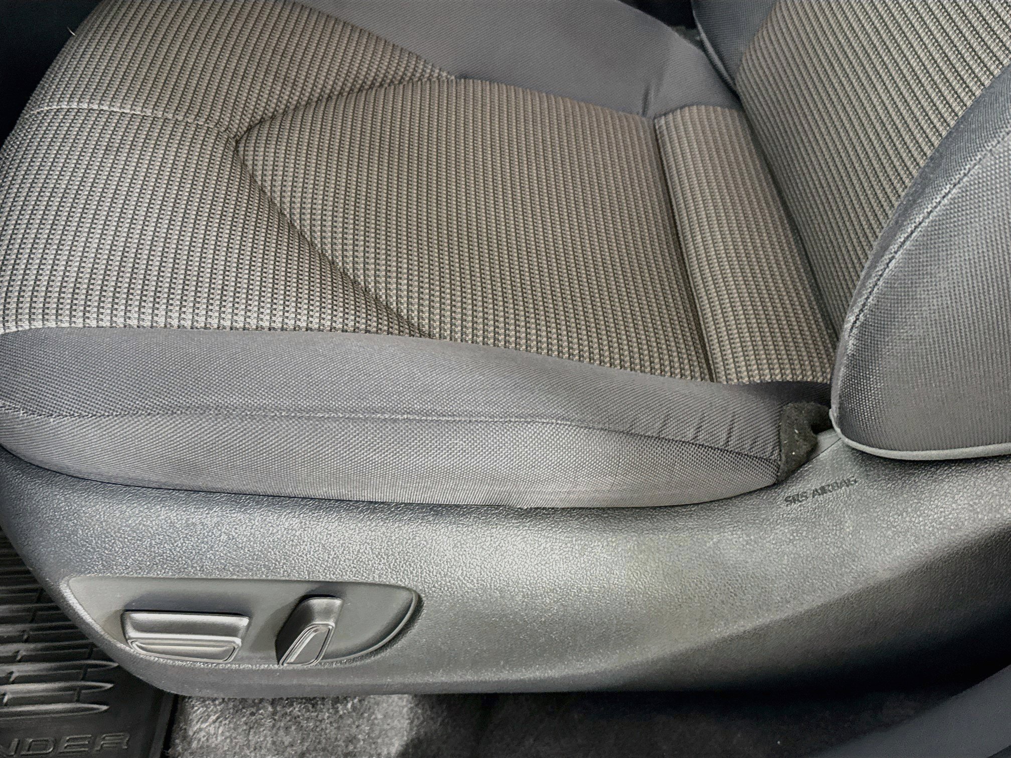 Used 2023 Toyota Highlander LE AWD/4WD image 20