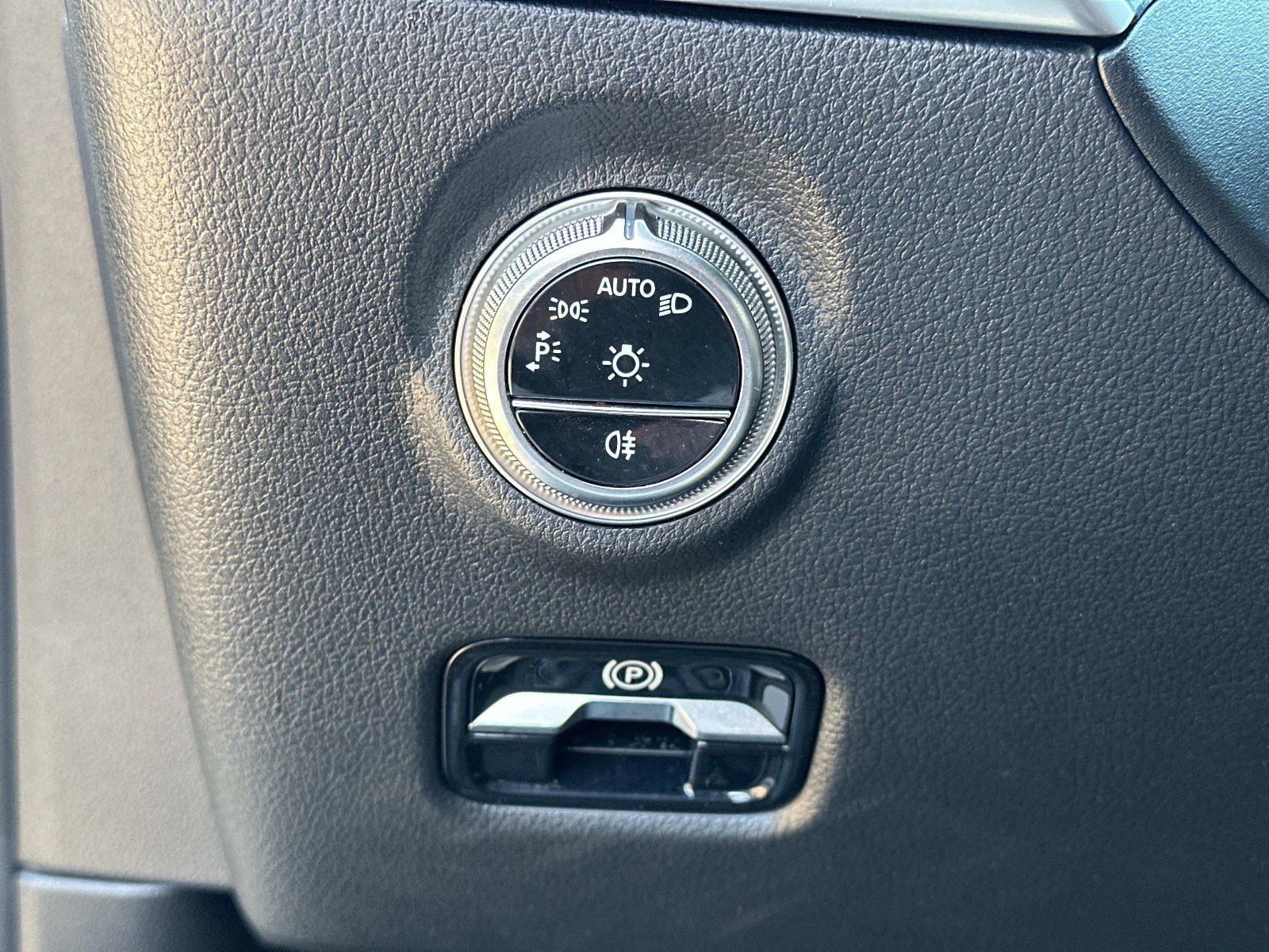 Certified 2026 Mercedes-Benz C 300 Sedan image 27