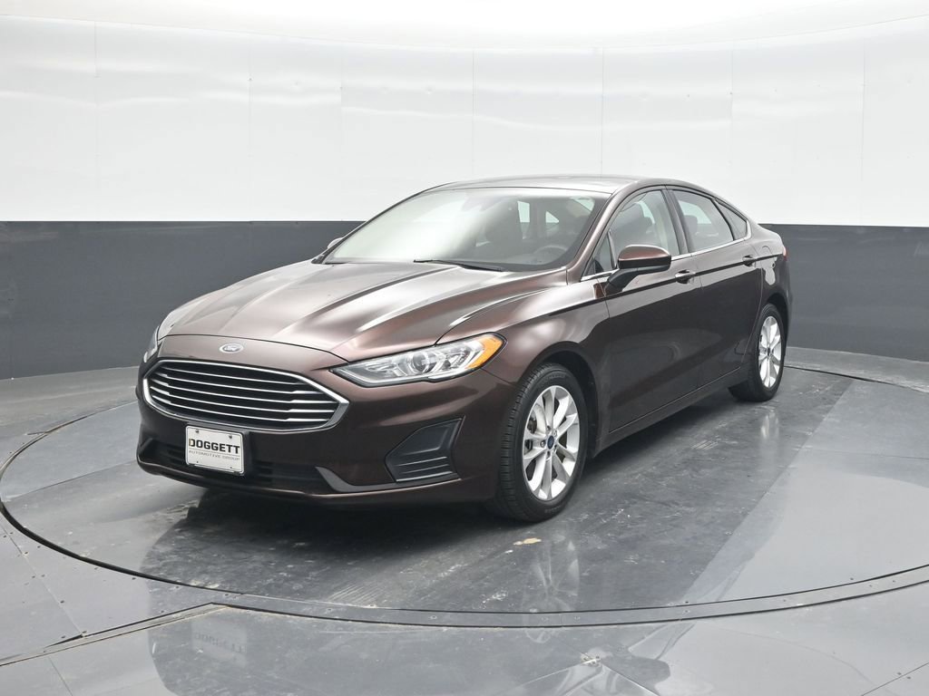 Used 2019 Ford Fusion SE FWD image 1