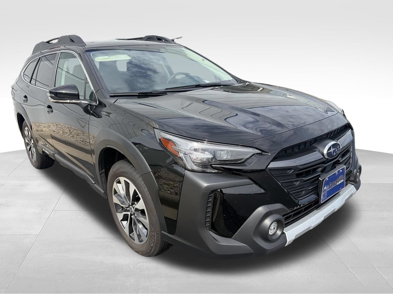 Used 2025 Subaru Outback Limited AWD/4WD image 1