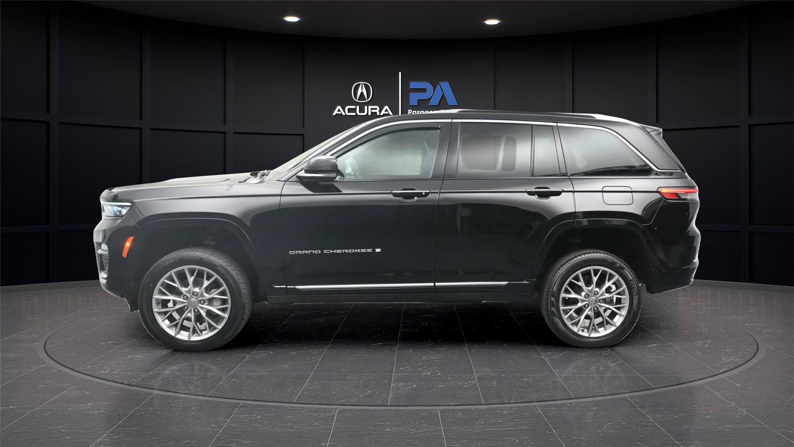 Used 2022 Jeep Grand Cherokee Summit AWD/4WD image 24