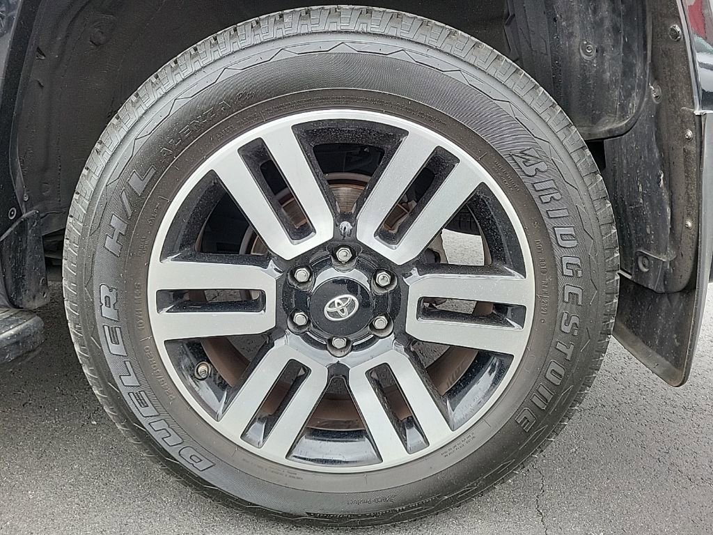 Used 2019 Toyota 4Runner Limited w/ Wilderness Package AWD/4WD image 21