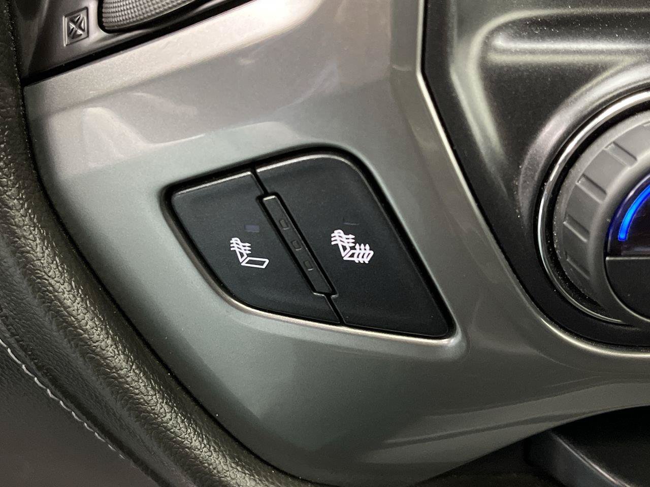 Used 2015 Chevrolet Silverado 1500 LTZ AWD/4WD image 22