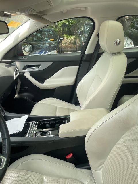 Used 2018 Jaguar F-PACE Prestige AWD/4WD image 9