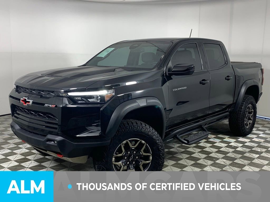 Used 2023 Chevrolet Colorado ZR2 image 3