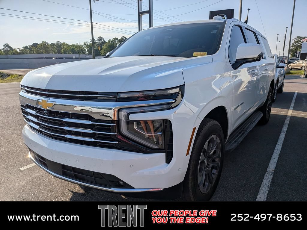 Used 2025 Chevrolet Suburban LT w/ Comfort Package AWD/4WD image 1