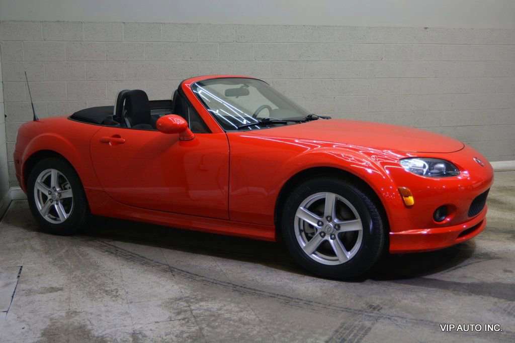 Used 2007 MAZDA MX-5 Miata Sport w/ Appearance Pkg image 23