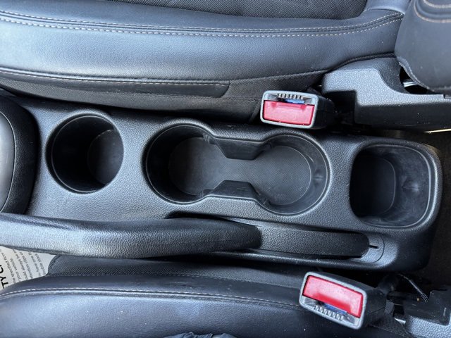 Certified 2022 Chevrolet Trax LT w/ LT Convenience Package image 13