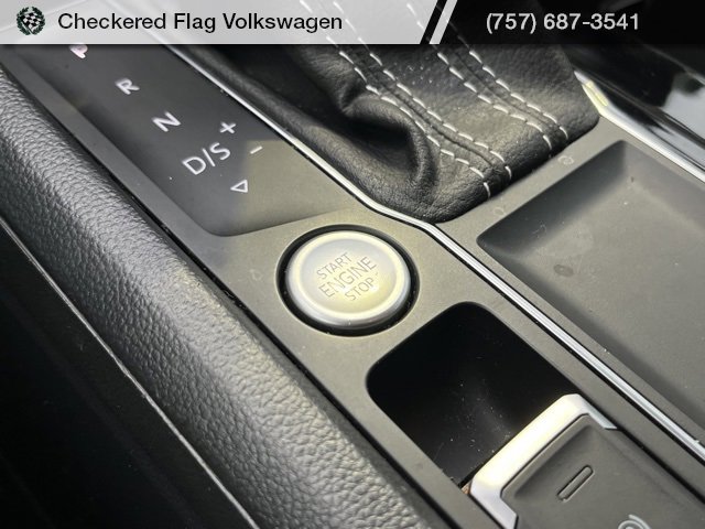 Used 2022 Volkswagen Atlas Cross Sport SE image 43