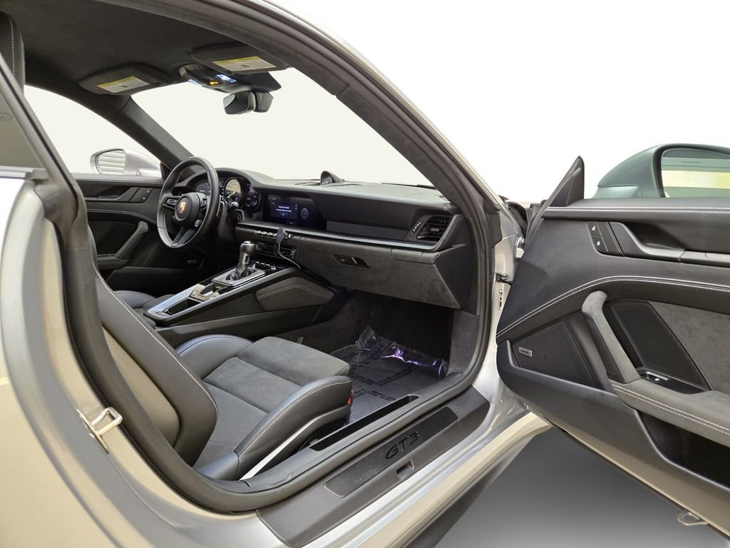 Used 2022 Porsche 911 GT3 RWD image 20