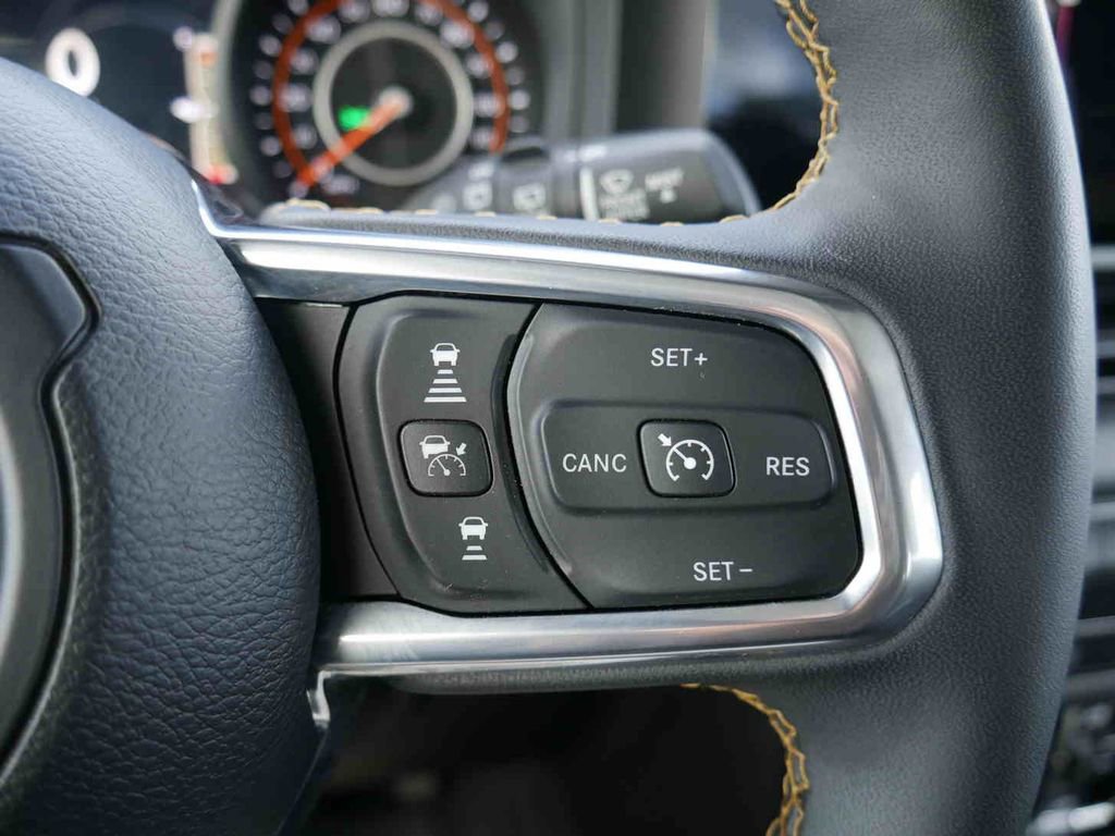 Certified 2024 Jeep Wrangler Unlimited Sahara AWD/4WD image 32