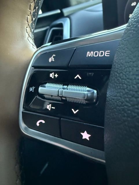 Used 2025 Kia Sorento SX Prestige w/ Olive Brown Leather Package image 48