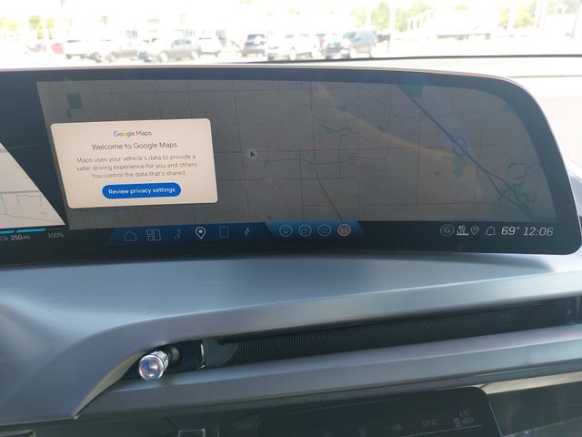 Used 2026 Cadillac Vistiq Luxury image 24