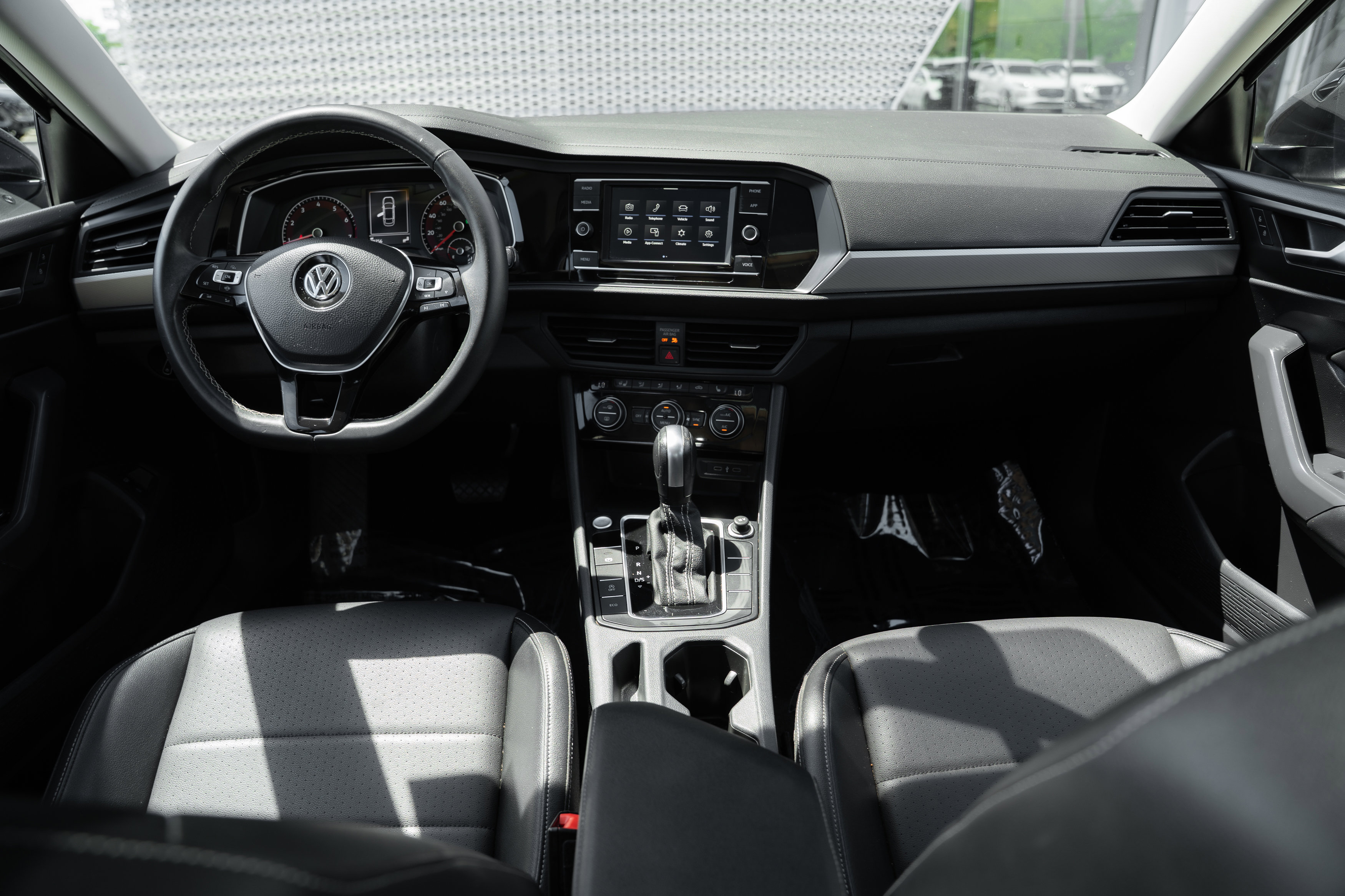 Used 2021 Volkswagen Jetta SE FWD image 7