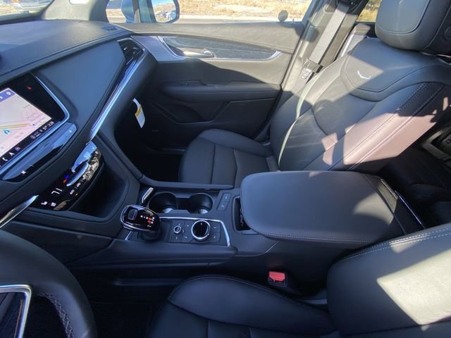 New 2025 Cadillac XT5 Premium Luxury w/ Technology Package AWD/4WD image 21
